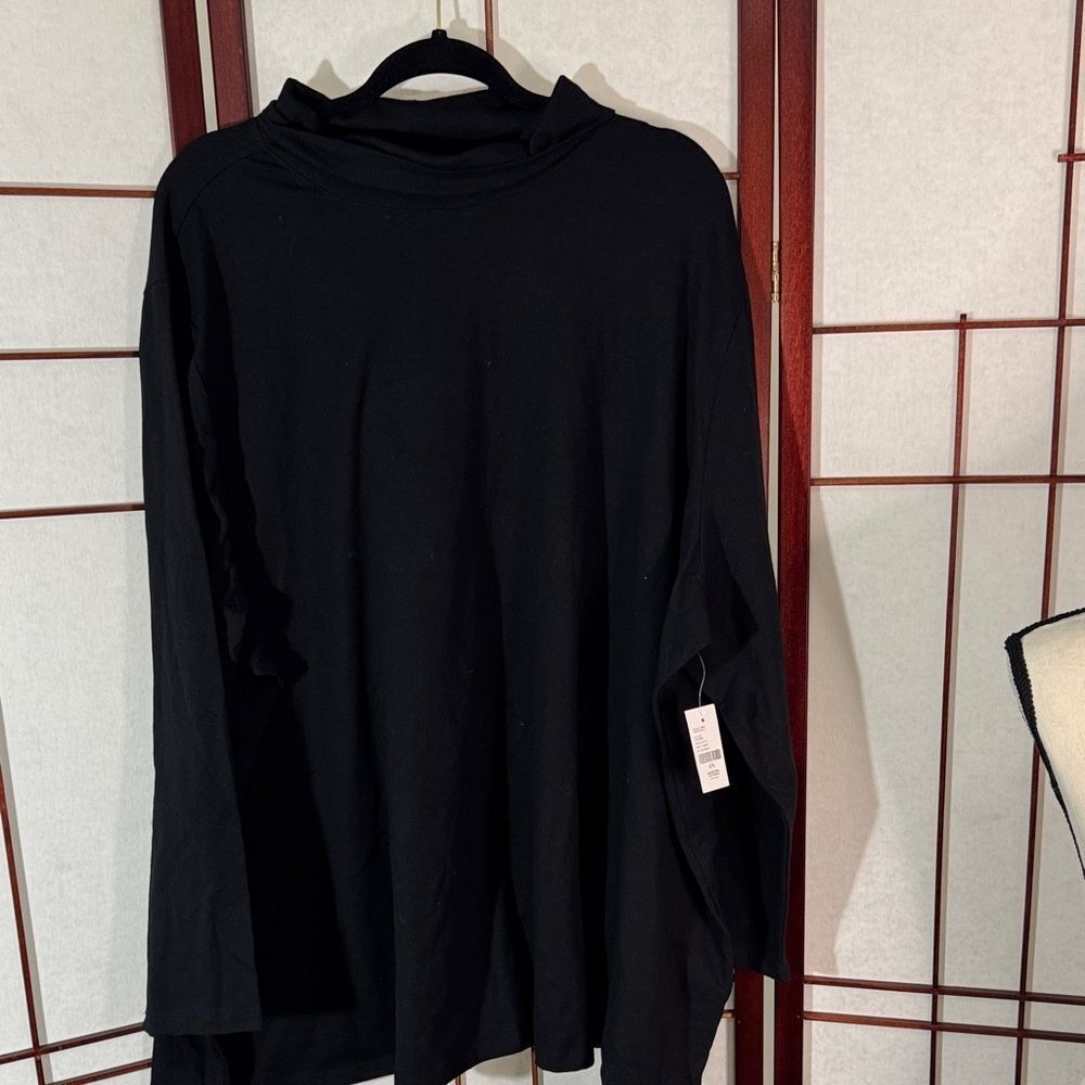Catherines Black Long Sleeve Top